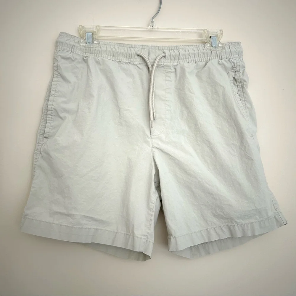 🔹H&M Men's Tan Khaki Cream Color Athletic Shorts